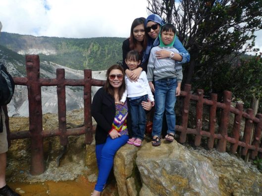 404533_10151411113628656_1205704516_n