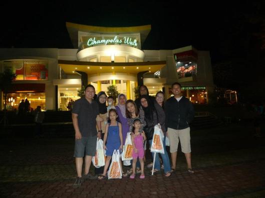 539677_10151411112058656_1893956306_n