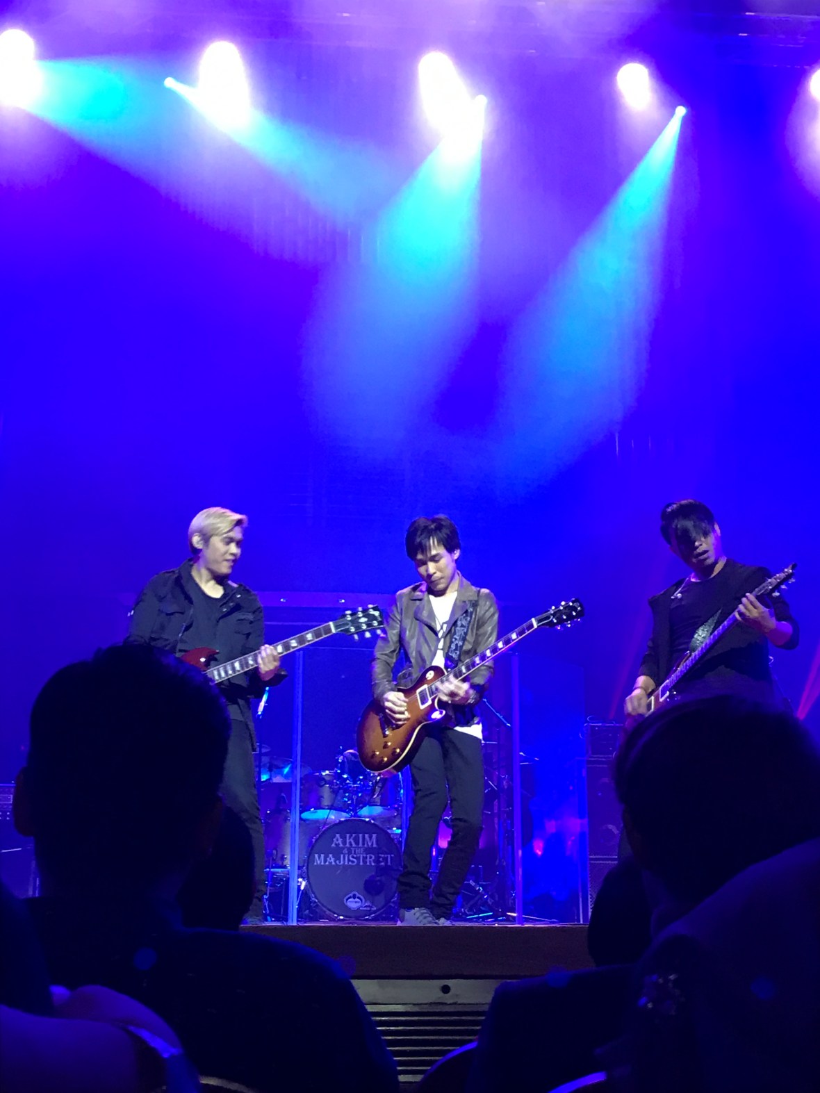 2017-02-20 21.40.24-1